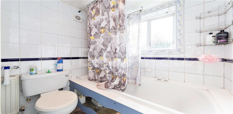 Modern and Central Apartment Connell Crescent , Park Royal